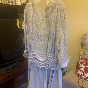 David's Bridal Light Lavender Lace Maxi Dress